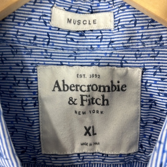 Abercrombie & Fitch muscle shirt - Picture 5 of 8